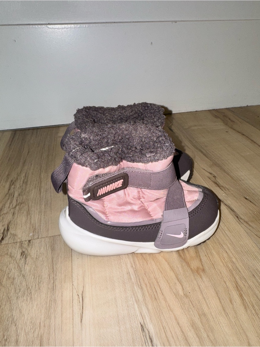 Nike winter boots